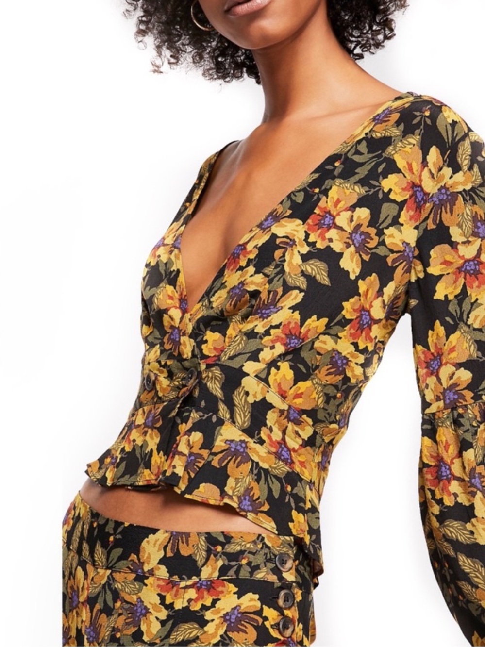 Free people 2 pc floral set - Picture 2 of 16